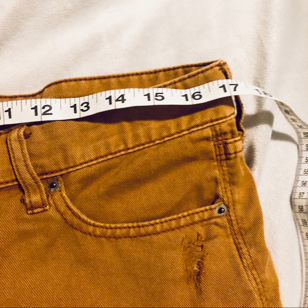 BDG Low-Rise Dolphin Shorts